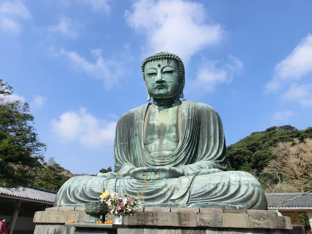 tienes que ver la estatua de buda sentado en tu viaje a Japón Kamakura 