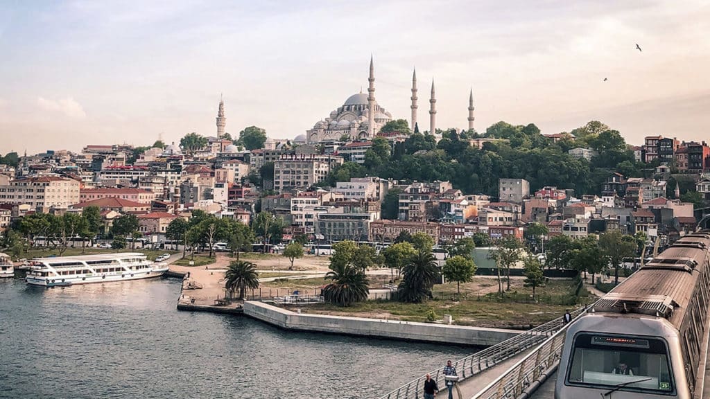 Guía de viaje  para calcular el costo de tu viaje a Turquía.
