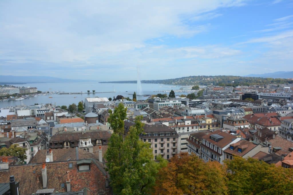 Vista de Ginebra desde la Catedral de San Pedro (Suiza)