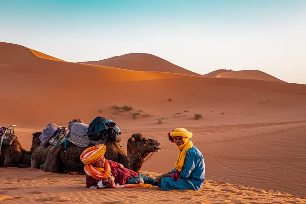 Bereberes en Merzouga, viaje al desierto de Maruuecos