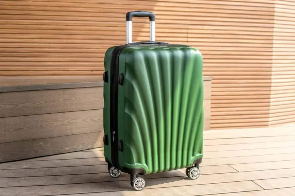 Valise verte pour voyager, valise mexique au Mexique
